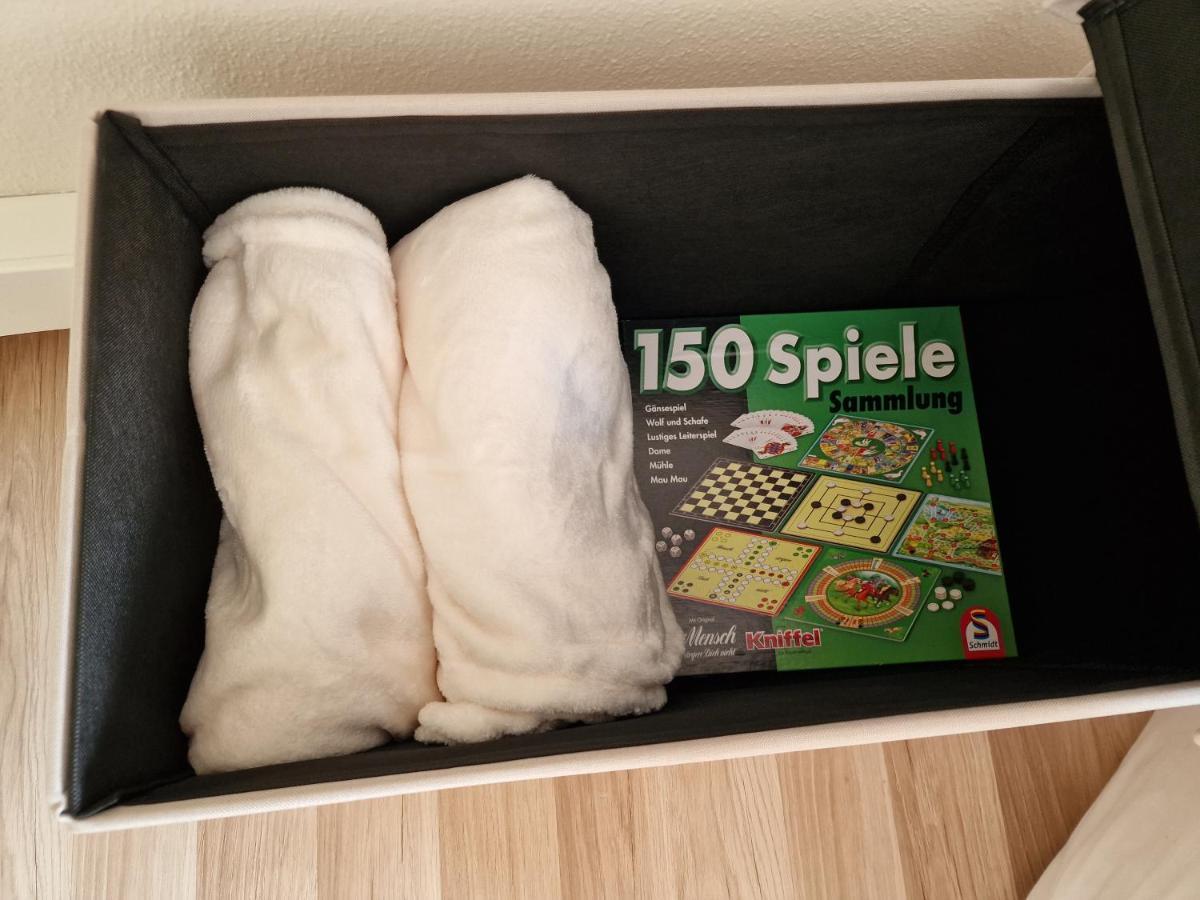 C4s Come4stay - 3-zi Whg I Zentrale Lage I Parkplatz I Balkon I Wifi I Smarttv I 1 Kingsize, 1 Queensize Bett I Office Arbeitsplatz I Wohnbereich Mit Couch Und Essbereich I Voll Ausgestattete Kueche I Nespresso Altötting